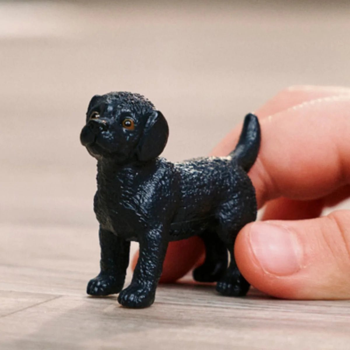 Schleich Black Labrador Retriever puppy - FARMS/TRACTORS/BUILDING - Beattys of Loughrea