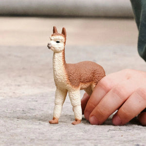Schleich Alpaca - FARMS/TRACTORS/BUILDING - Beattys of Loughrea