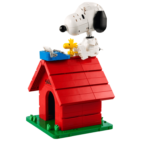 LEGO Ideas Peanuts Snoopy’s Doghouse 21368 - CONSTRUCTION - LEGO/KNEX ETC - Beattys of Loughrea