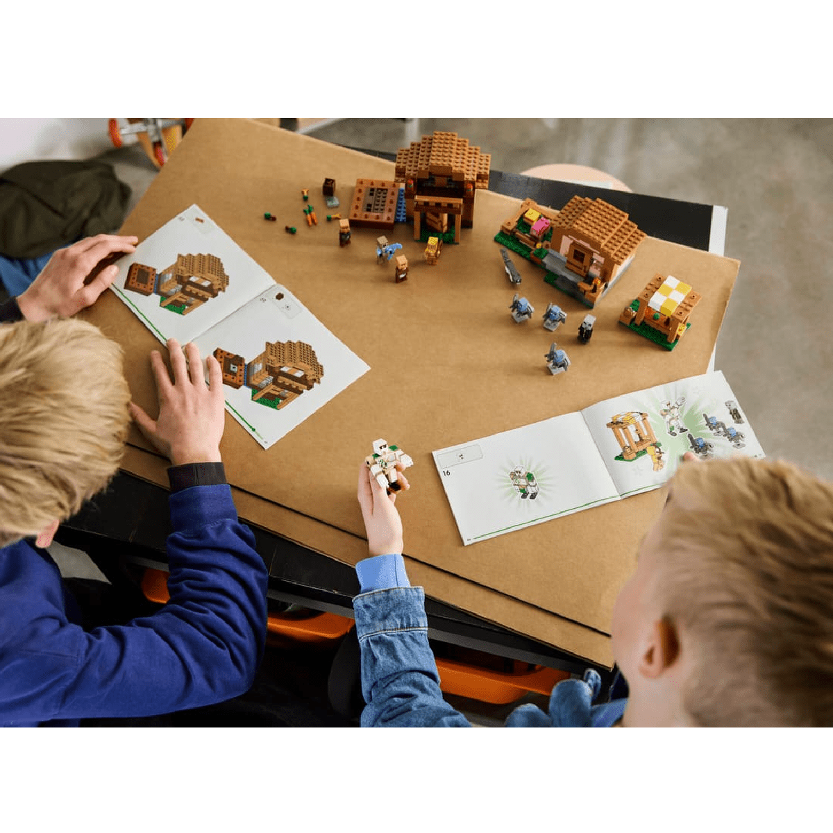 LEGO Minecraft Evoker Village Attack 21596 - CONSTRUCTION - LEGO/KNEX ETC - Beattys of Loughrea