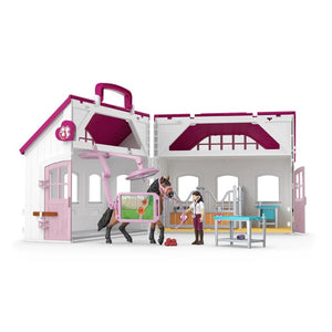 Schleich Horse Club Happy Horse Hospital Playset - FARMS/TRACTORS/BUILDING - Beattys of Loughrea