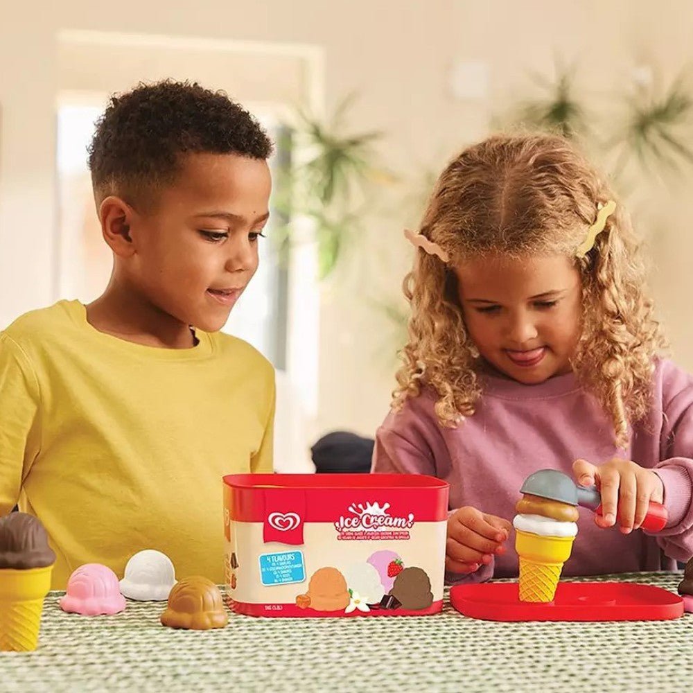 Casdon Toy Ice Cream Scoop Playset - ROLE PLAY - Beattys of Loughrea