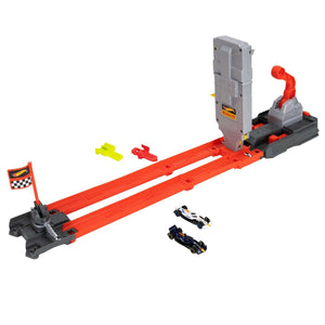 Hot Wheels Racing Formula 1 Grid Start Track Set with 2 Die-Cast F1 Cars - CARS/GARAGE/TRAINS - Beattys of Loughrea