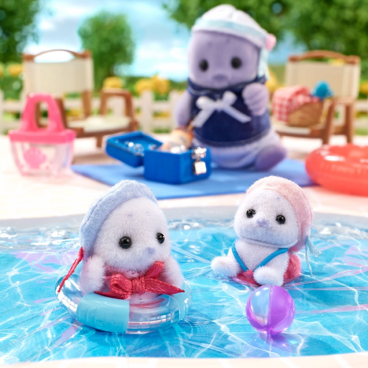 Sylvanian Families Seal Family 5759 - SYLVANIAN / BEANIE BABIES - Beattys of Loughrea