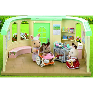 Sylvanian Families Country Nurse Set 5094 - SYLVANIAN / BEANIE BABIES - Beattys of Loughrea
