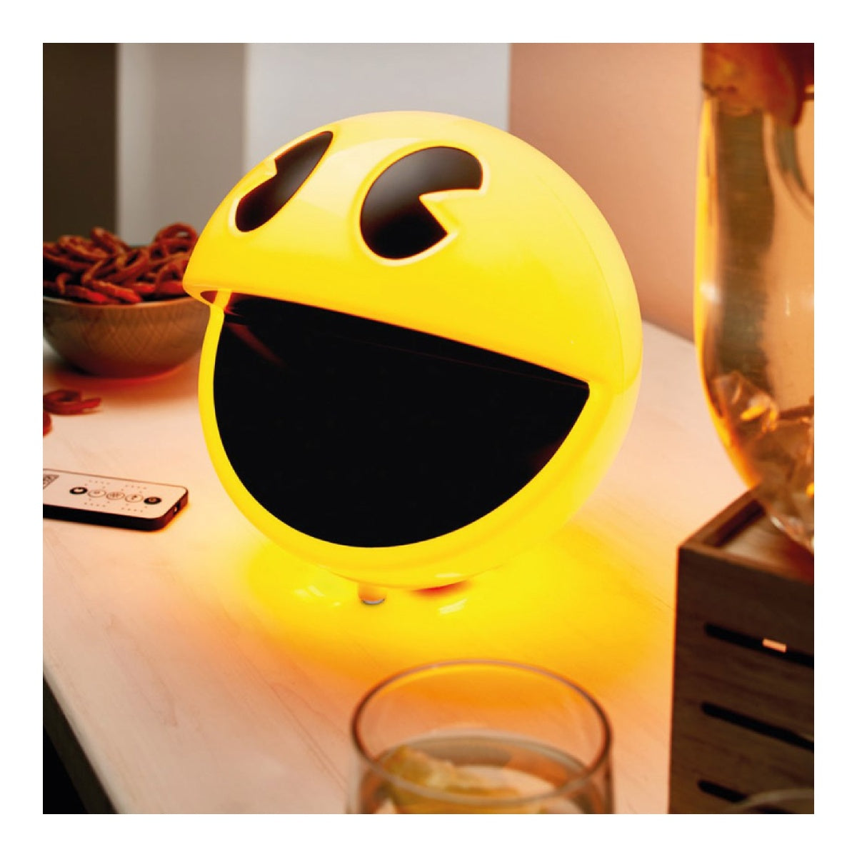 Pac Man USB LED Lamp with Remote Control & Sound Effects