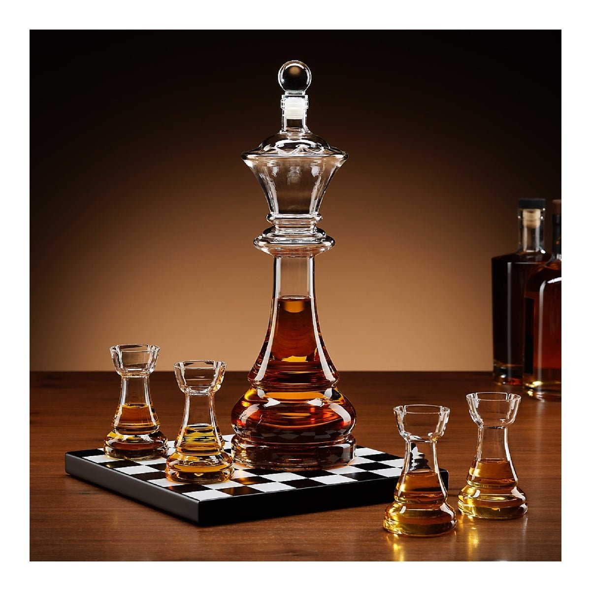 Luxury Chess Decanter Gift Set with Wooden Chessboard & 4 Rook Glasses - DRINKING GLASSES - Beattys of Loughrea