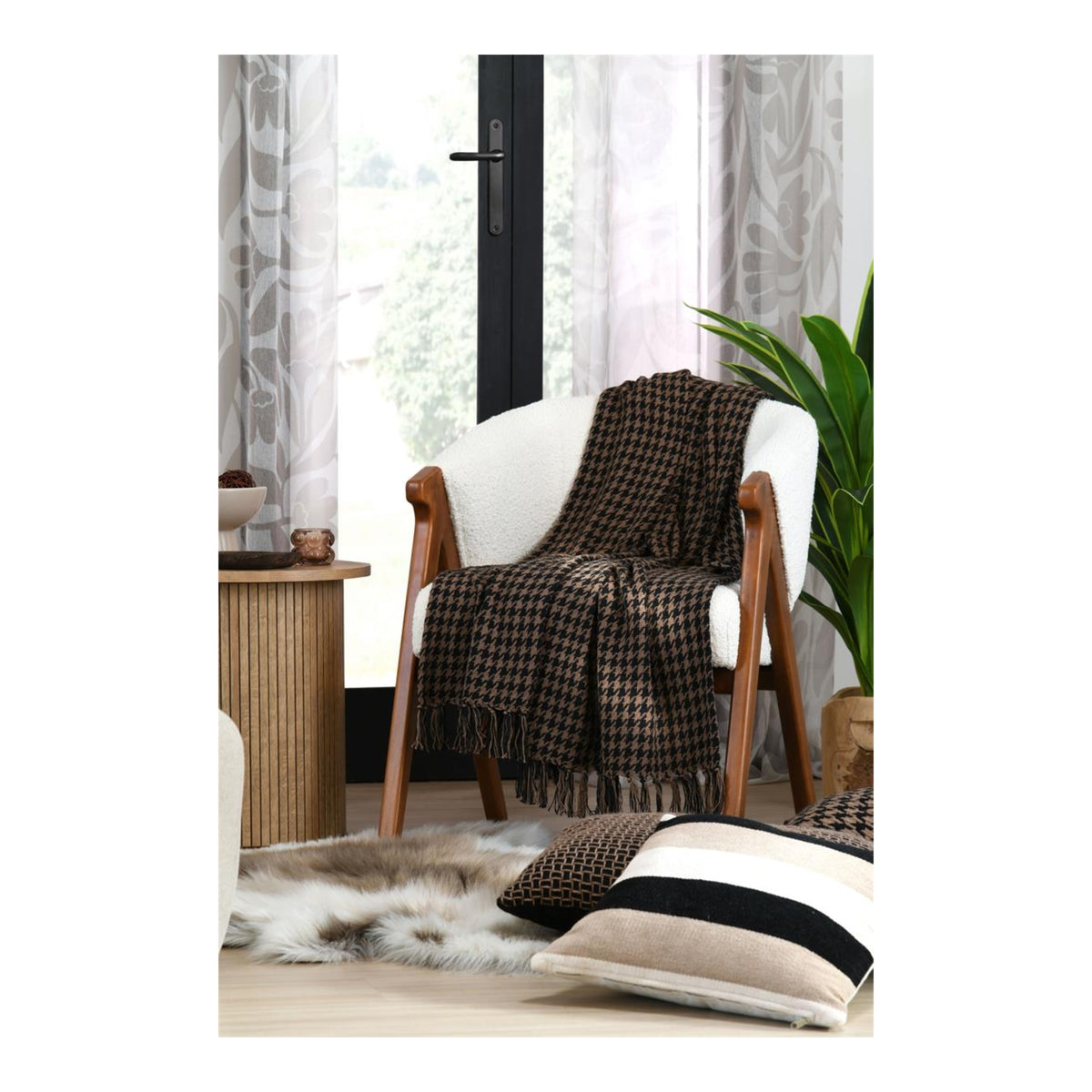 STOF Oslo Throw, Black, 130x150cm - THROWS/BLANKETS - Beattys of Loughrea