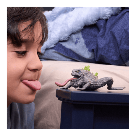 Schleich Eldrador Stone Toad Figure, 70857 - FARMS/TRACTORS/BUILDING - Beattys of Loughrea