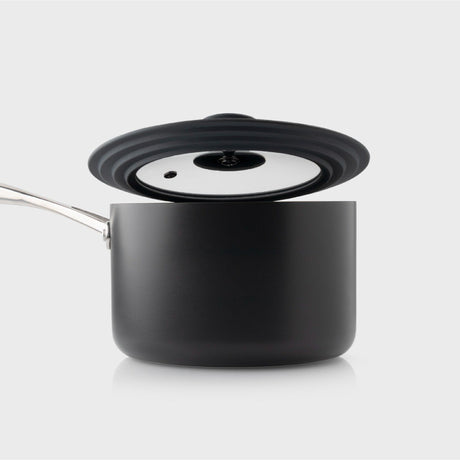 Taylor's Eye Witness Silicone and Glass Universal Pan Lid, 16/18/20cm, Black - KITCHEN HAND TOOLS - Beattys of Loughrea