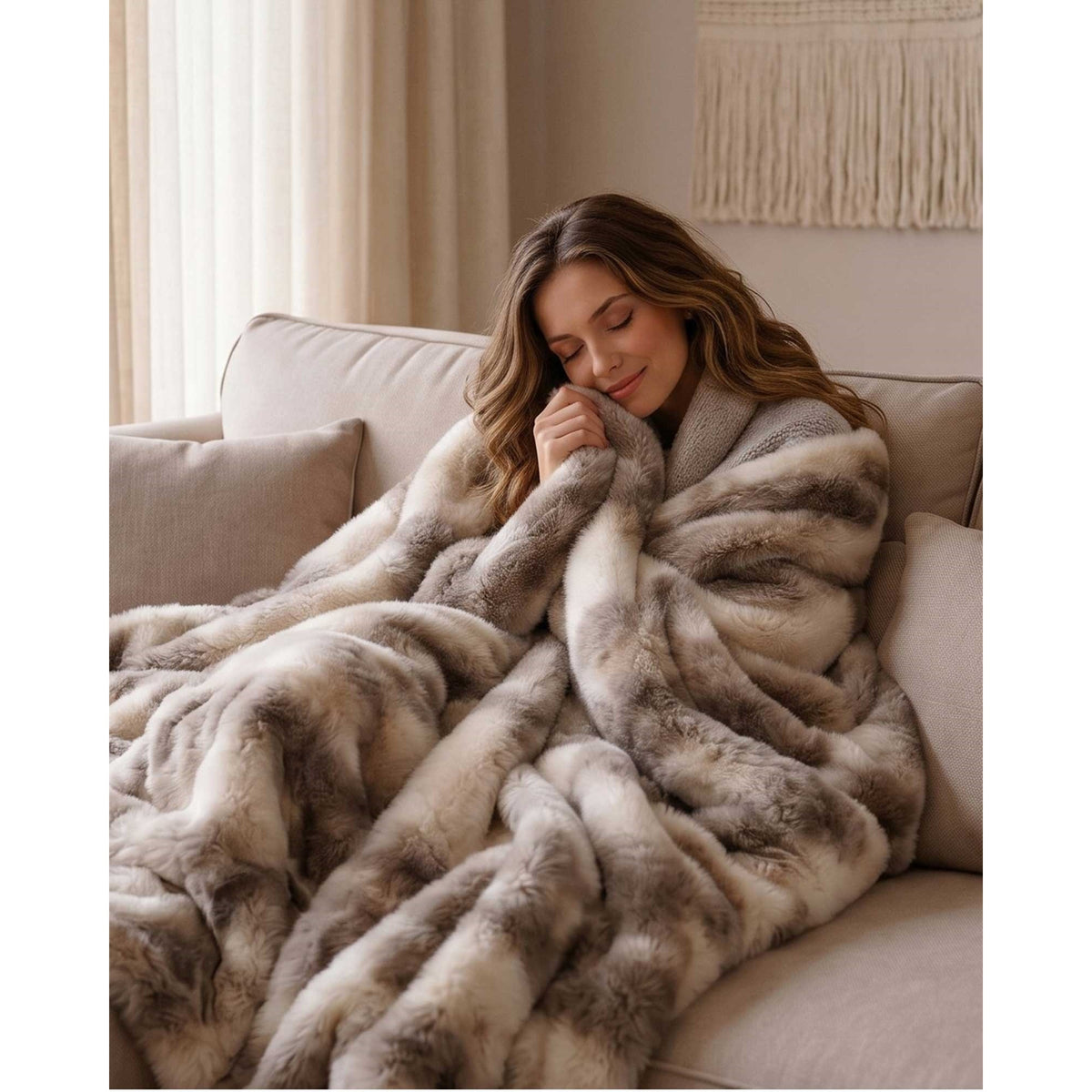 Luxury Faux Fur Heated Throw 127 x 152cm – 10 Heat Settings - ELEC BLANKET OVER - Beattys of Loughrea
