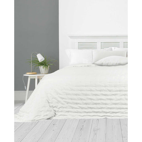 Leon Embossed Bedspread 240 x 260cm – Vintage White - BED SPREADS/COVERS/QUILTS - Beattys of Loughrea