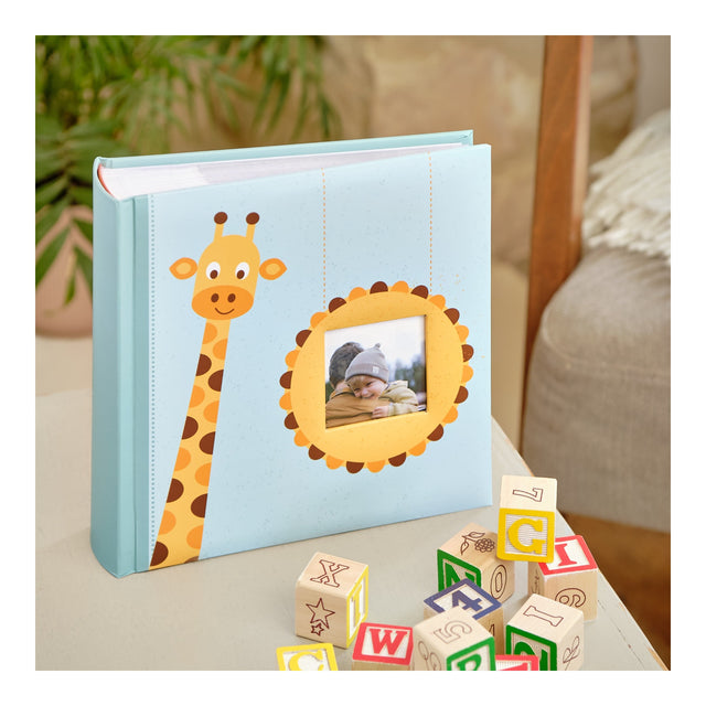 Kenro Baby Giraffe Memo Album, 200 6x4in Photos