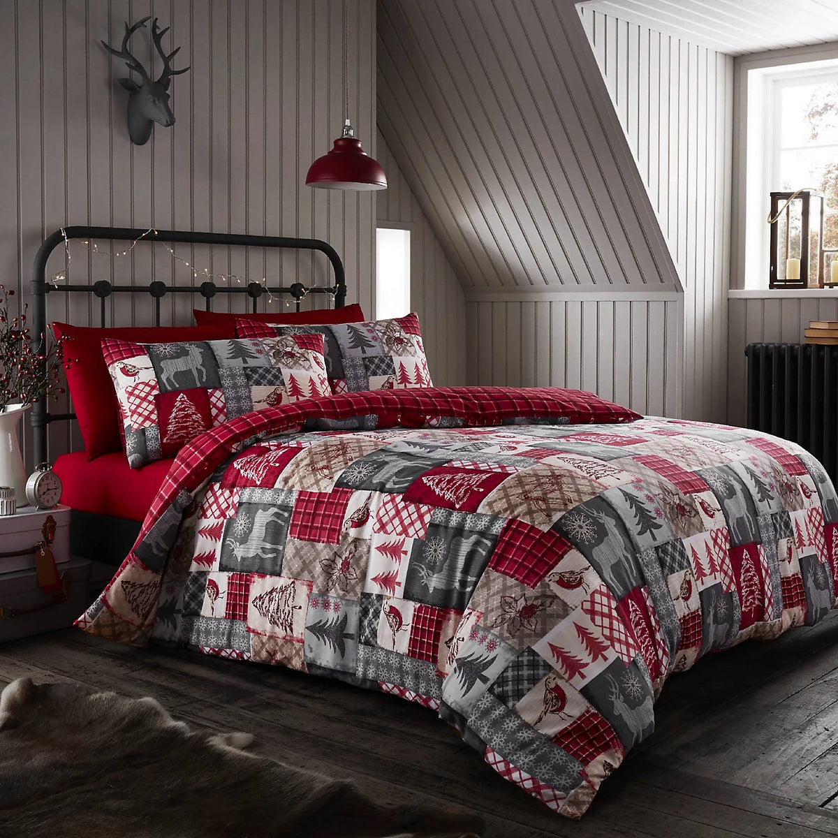 CHRISTMAS PATCHWORK DUVET SET RED DOUBLE PCHRD2M