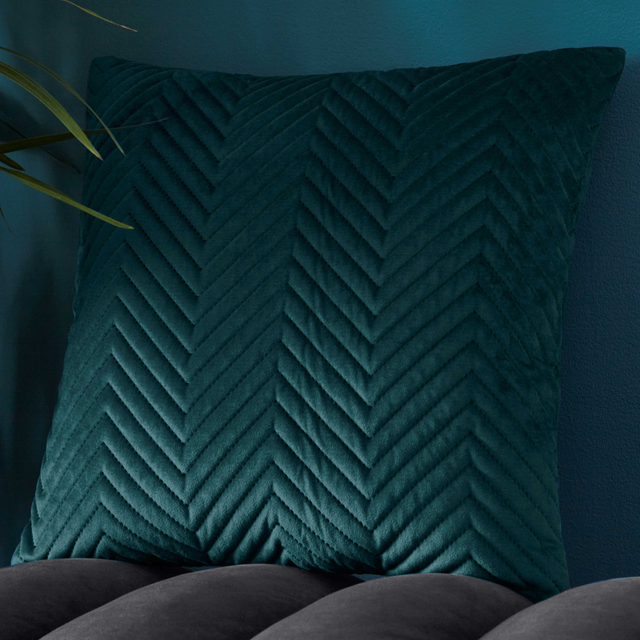 PINSONIC FILLED CUSHION TEAL 56X56CMS XPINVEL56CF