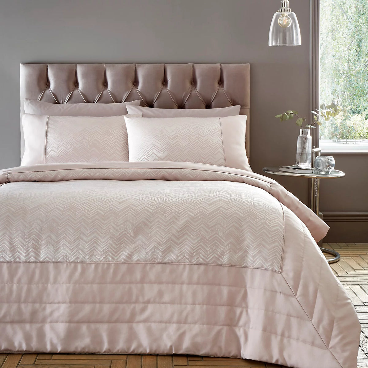 ANTIBES QUILTED THROW PINK  200X230CMS PANTQ1A