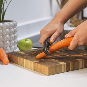 Salter Expert Swivel Peeler