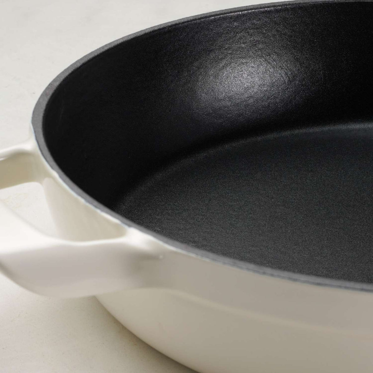 Tramontina 30cm Cast Iron Enamel Sauté Pan, Latte