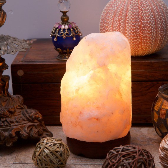 Himalayan Salt Lamp, 1.5-2kg - TABLE/BEDSIDE LAMPS - Beattys of Loughrea