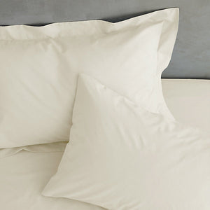 Catherine Lansfield Easy Iron Percale Combed Double Fitted Sheet 35cm Depth Cream
