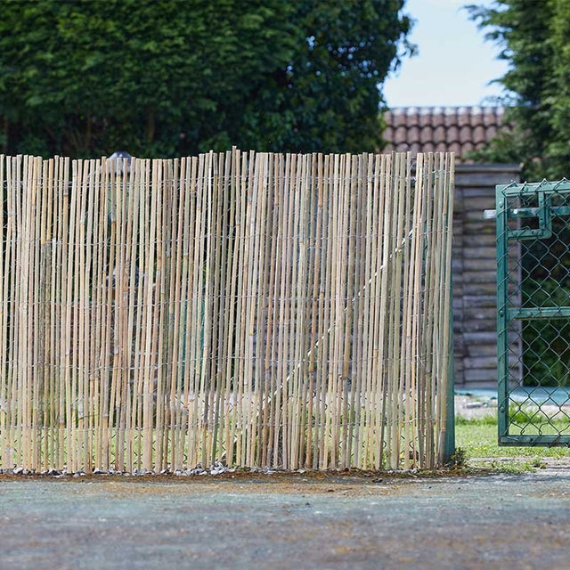 SlatScreen Bamboo Garden Screening – 3.8m x 1.5m - TRELLIS, FENCING, ARCHES - Beattys of Loughrea