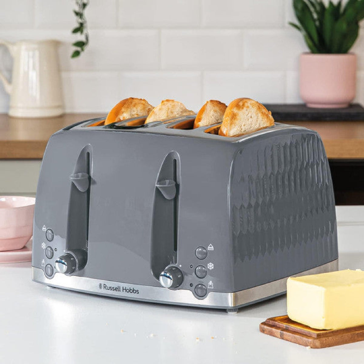 Russell Hobbs Honeycomb 4 Slice Grey Toaster 26073 - TOASTERS - Beattys of Loughrea