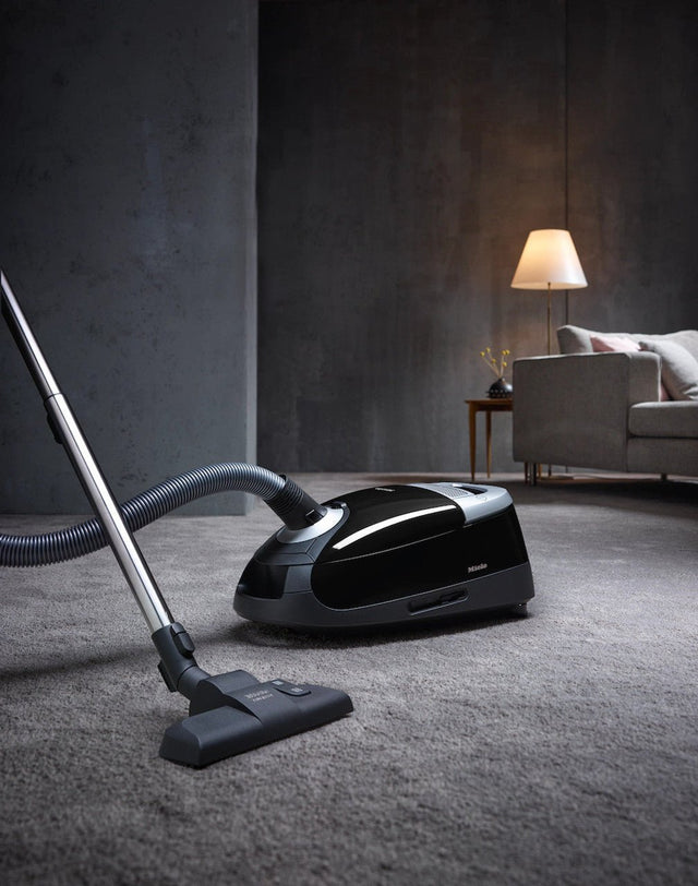 Complete C2 Flex Obsidian black - VACUUM CLEANER NOT ROBOT - Beattys of Loughrea