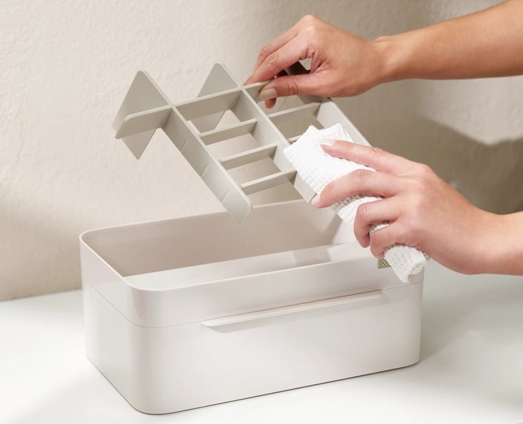 Joseph Joseph Viva Large Cosmetic Organiser with Removable Mirror - BODYCARE - Beattys of Loughrea