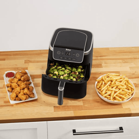 Ninja Air Fryer PRO 4.7L AF140UK - AIR FRYER / DEEP FAT FRYERS - Beattys of Loughrea