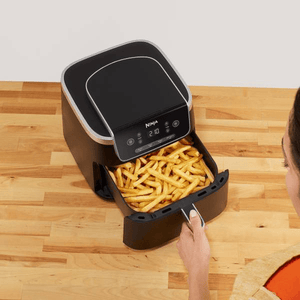 Ninja Air Fryer PRO 4.7L AF140UK - AIR FRYER / DEEP FAT FRYERS - Beattys of Loughrea