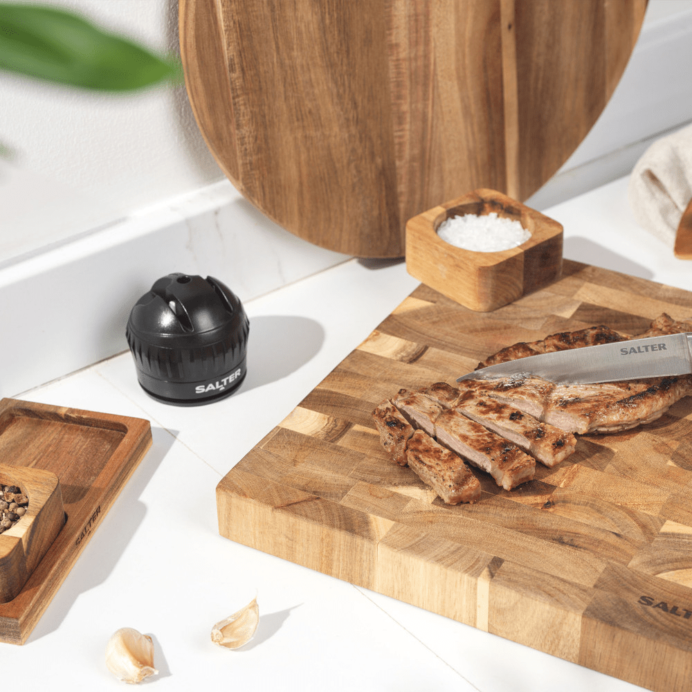 Salter Twist & Lock Manual Knife Sharpener - KITCHEN HAND TOOLS - Beattys of Loughrea