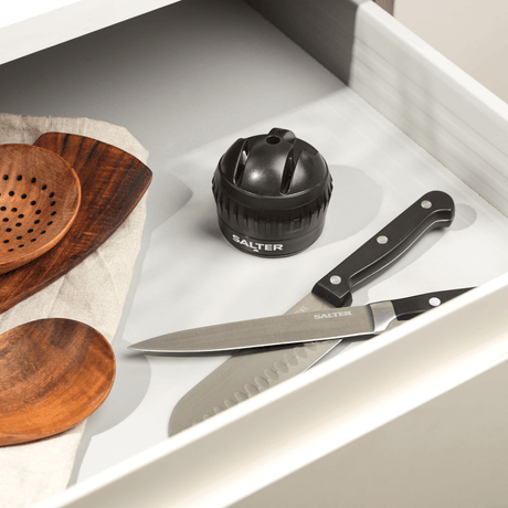 Salter Twist & Lock Manual Knife Sharpener - KITCHEN HAND TOOLS - Beattys of Loughrea