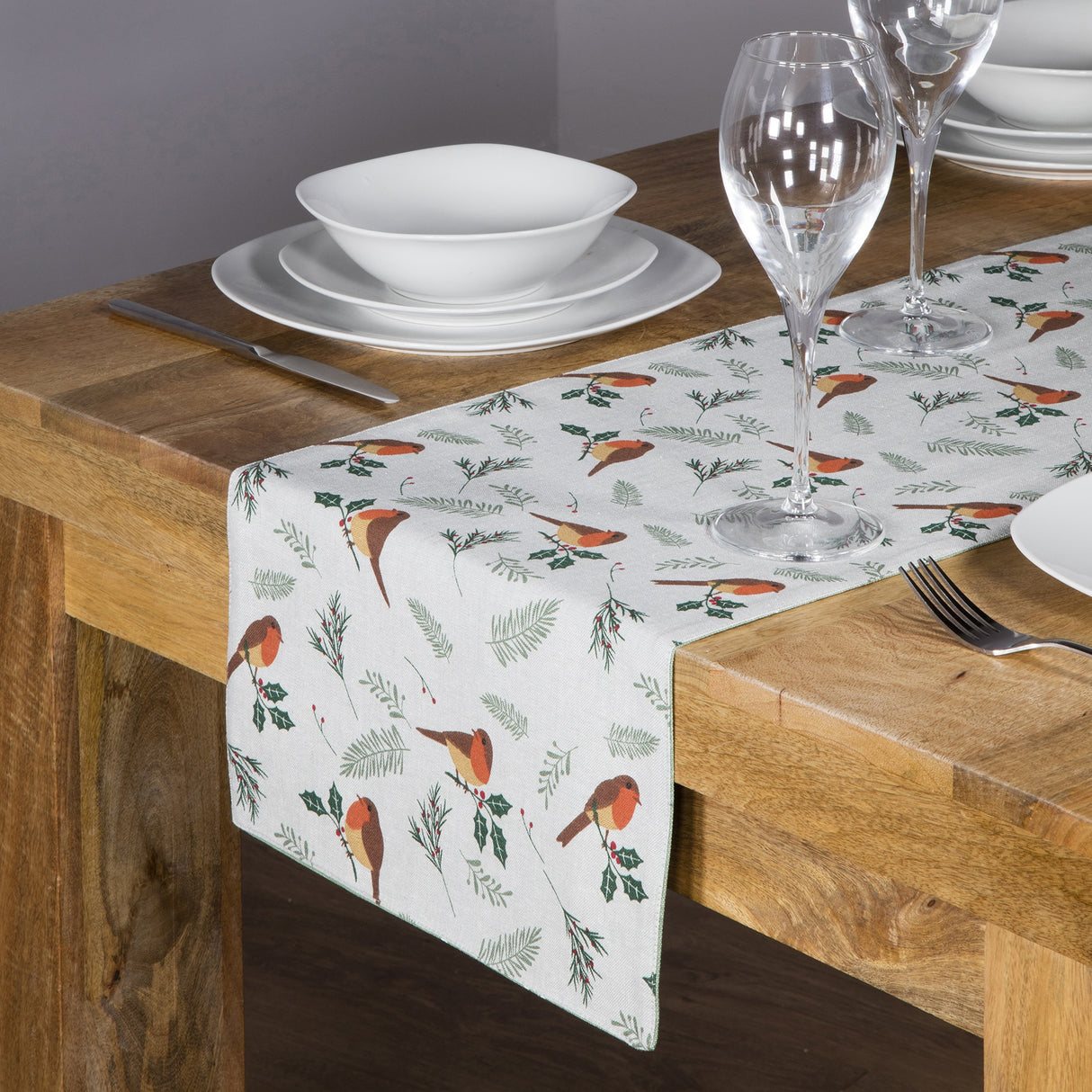 Premier 2m Robin Spot Reversible Table Runner - TABLECLOTHS/RUNNERS - Beattys of Loughrea