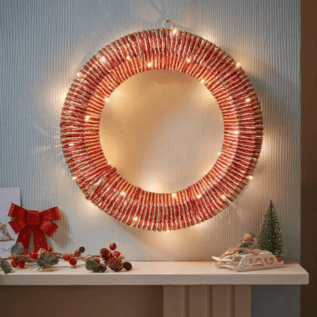 RedGold Braid Wreath - 40cm - XMAS ROOM DECORATION LARGE AND LIGHT UP - Beattys of Loughrea