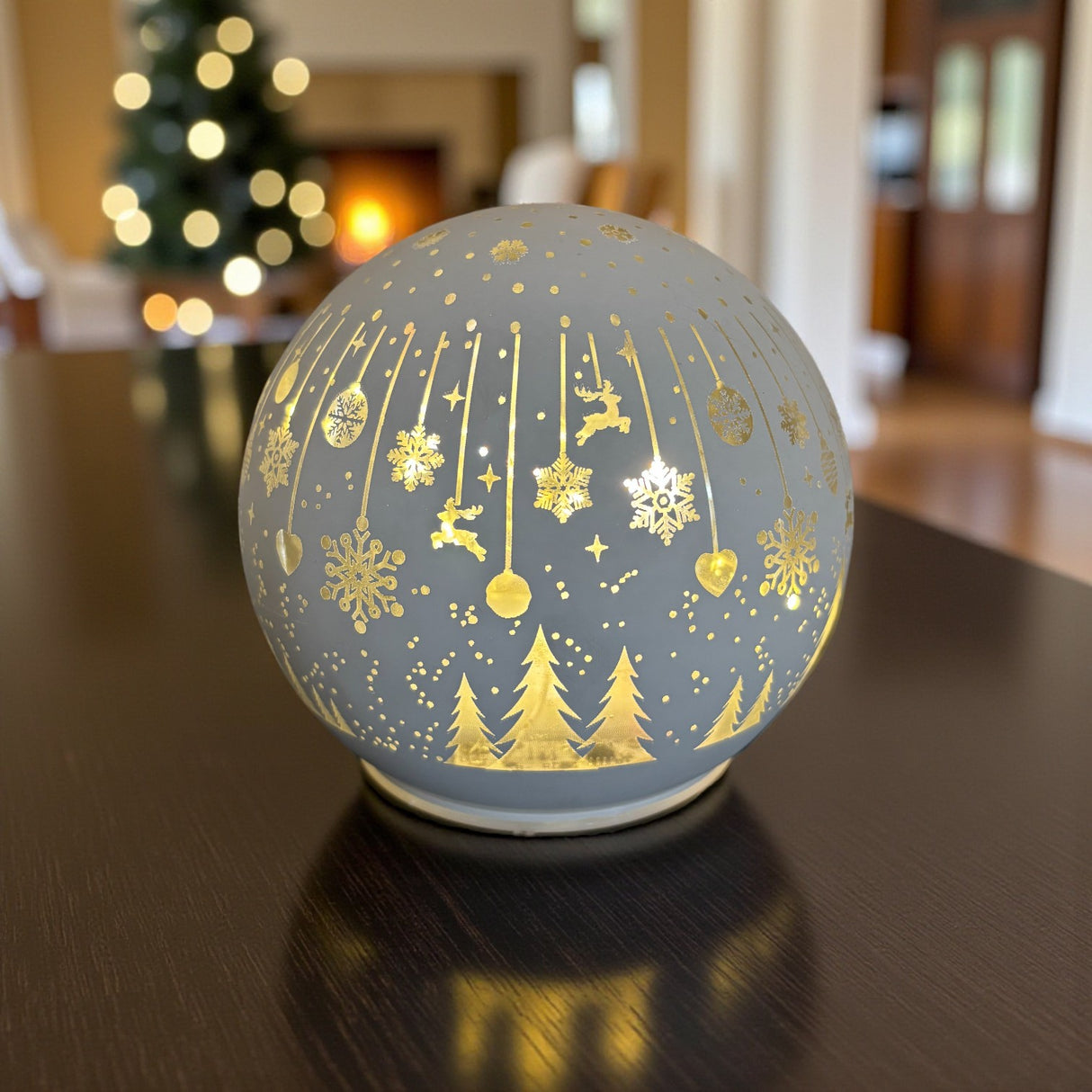 WonderGlobe 11cm Diameter - White - XMAS LANTERNS/ BOTTLES - Beattys of Loughrea