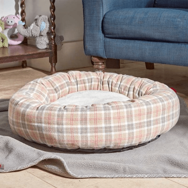 County Donut Pet Bed - PET BLANKET CUSHIONS COATS - Beattys of Loughrea