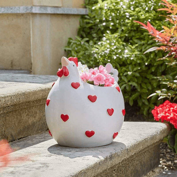 Hen Planter - PLANTER POT CLAY / CERAMIC /RESIN - Beattys of Loughrea