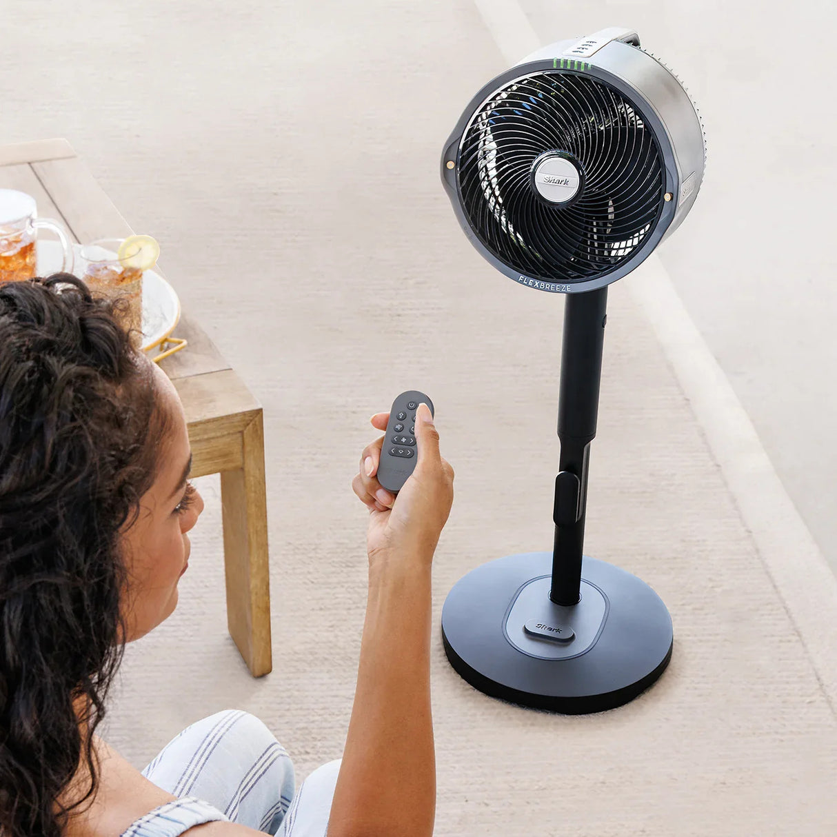 Shark FlexBreeze Pro Mist Indoor & Outdoor Fan & Outdoor Misting System FA300UK