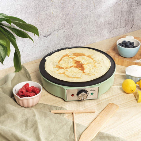 Giles & Posner Crepe Maker – Green - PANCAKE WAFFLE MAKERS - Beattys of Loughrea