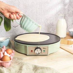 Giles & Posner Crepe Maker – Green - PANCAKE WAFFLE MAKERS - Beattys of Loughrea