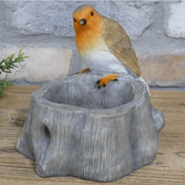 Robin on Stump Birdfeeder - ORNAMENTS - Beattys of Loughrea