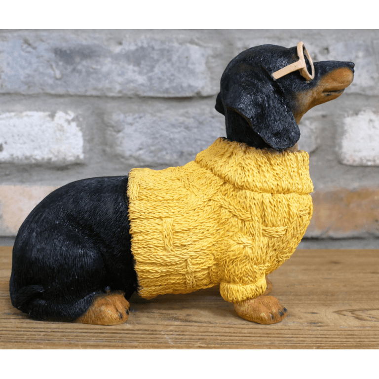 Dachshund Dog in Sweater - ORNAMENTS - Beattys of Loughrea