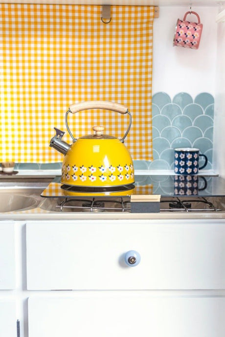 2.5L Whistling Kettle Stainless Steel – Honey Yellow - S/S STOVE TOP KETTLES - Beattys of Loughrea