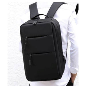 Groov-e Laptop Backpack with USB Charging Port - Black
