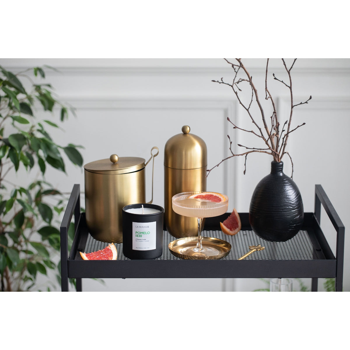 La Bougie Pomelo 1830 Candle 220g - POT POURRI/AROMATHERAPY/OILS/DIFFUSER - Beattys of Loughrea