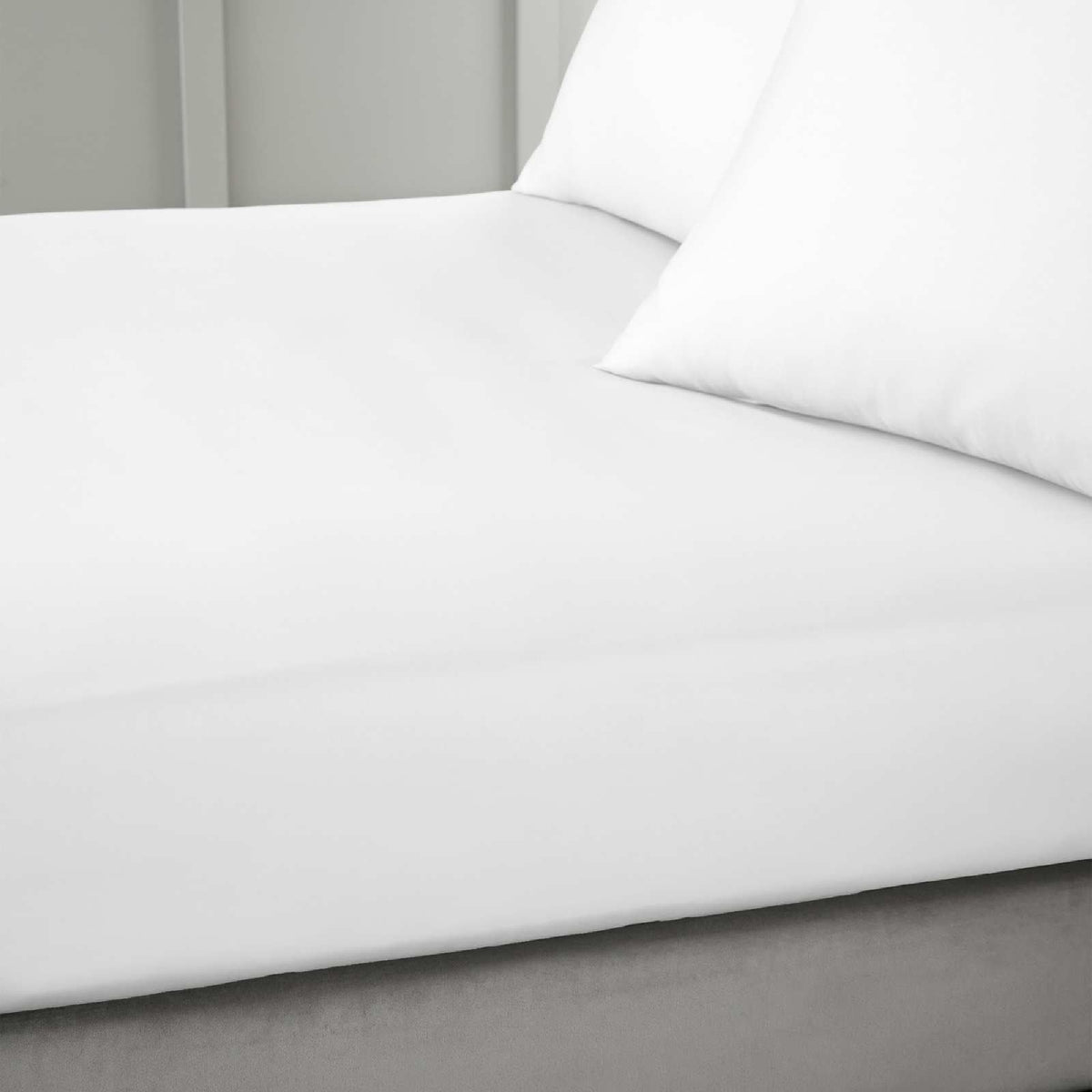 400 Thread Count Cotton Sateen White Fitted Sheet - Super King