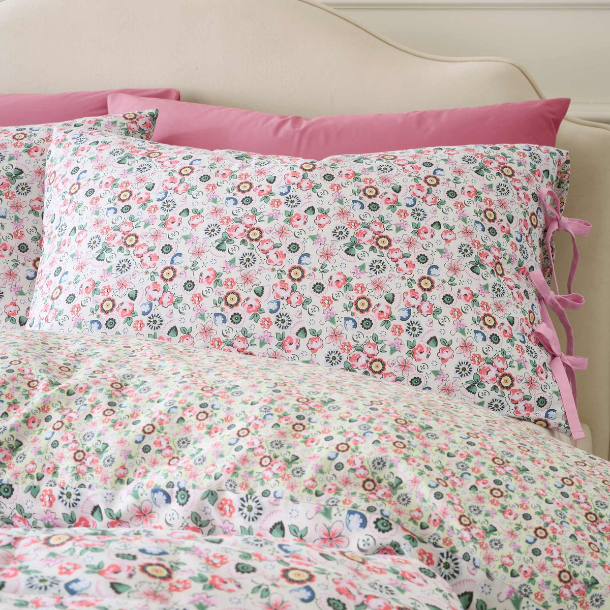 Pearly Queen Ditsy Pink Duvet Cover Set - Double