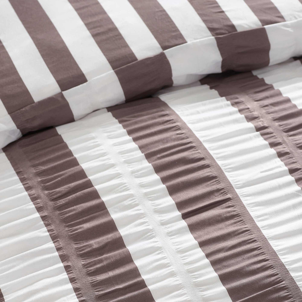 Seersucker Frill Stripe Chocolate Duvet Cover Set - Double