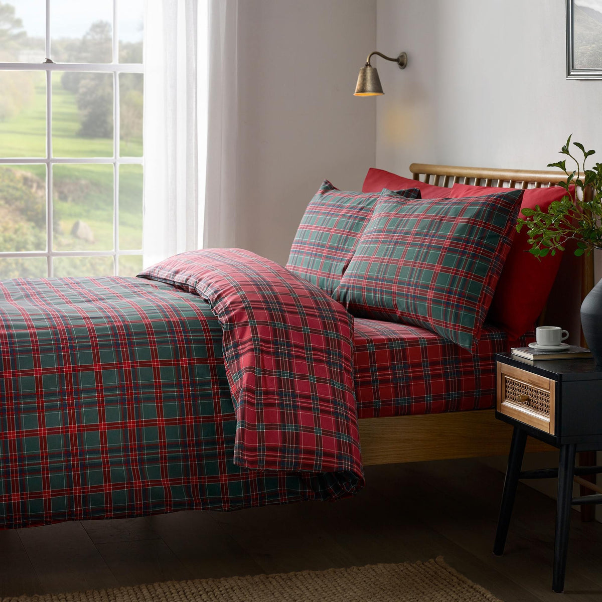 Tartan Check Red / Green Duvet Cover Set - Double