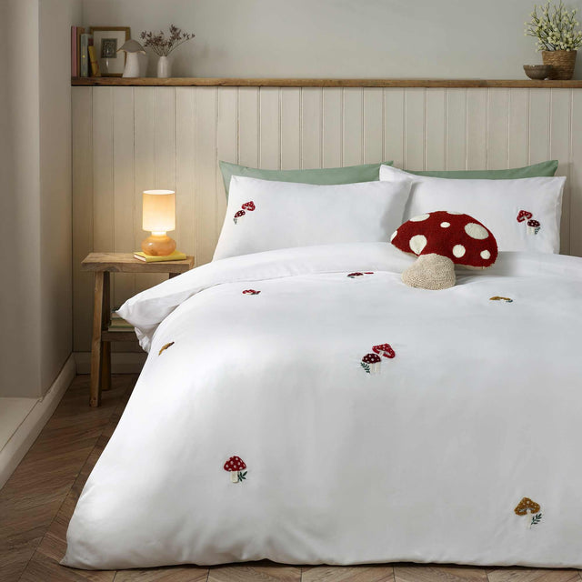 Woodland Crochet White Duvet Cover Set - King